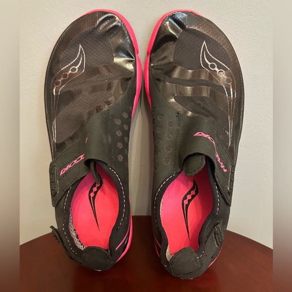 SAUCONY HATTORI Minimalist Running Shoes, size W9.5 (fits like W8.5/9) - Picture 3 of 5